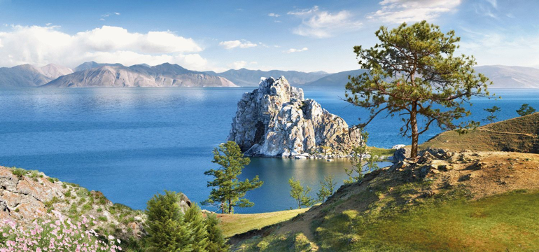 Куди поїхати на травневі свята в 2020 році озеро Байкал