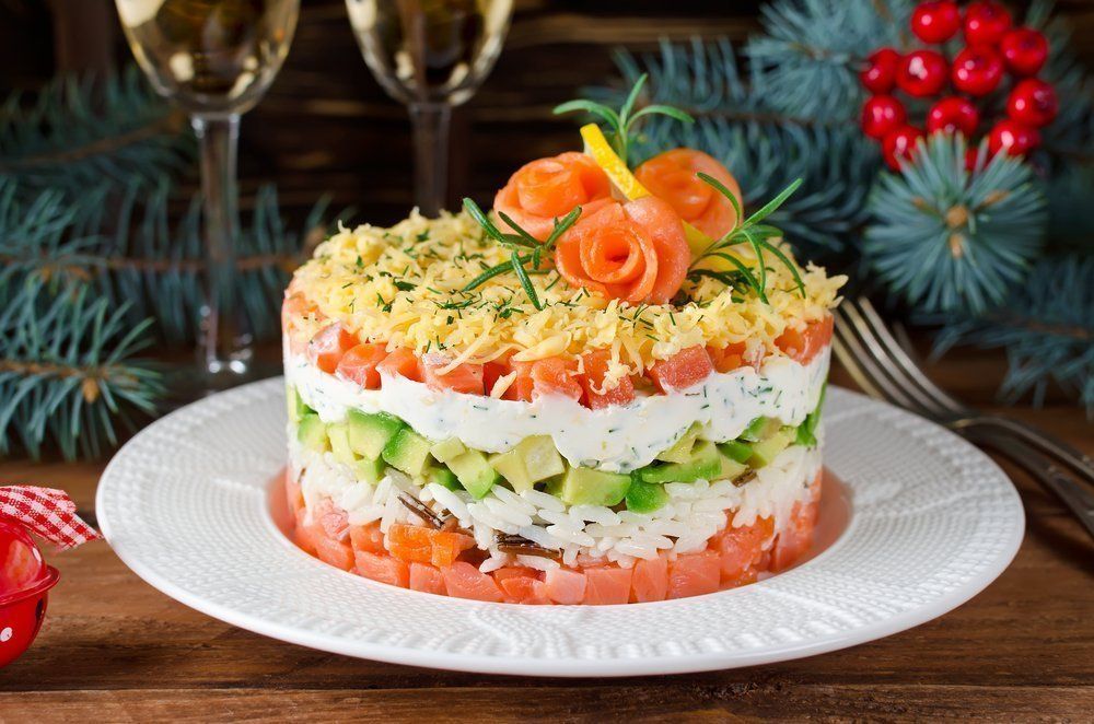 Подача новорічних салатів фото