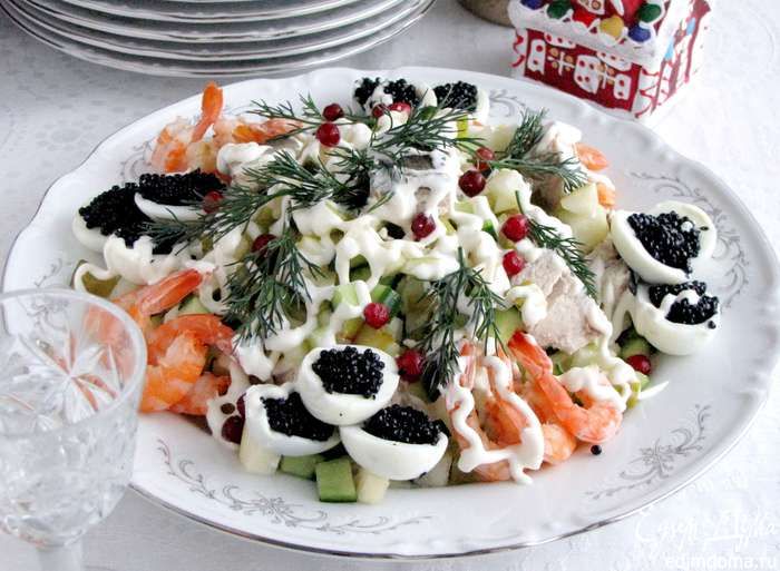 Салат з морепродуктів фото